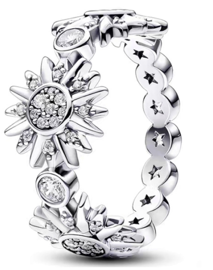 Triple Sun Diamante Ring