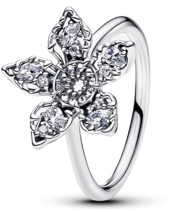Diamante Petals Flower Ring